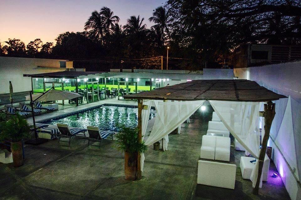 Hotel Santa Cruz Tehuantepec Santo Domingo Tehuantepec Екстериор снимка